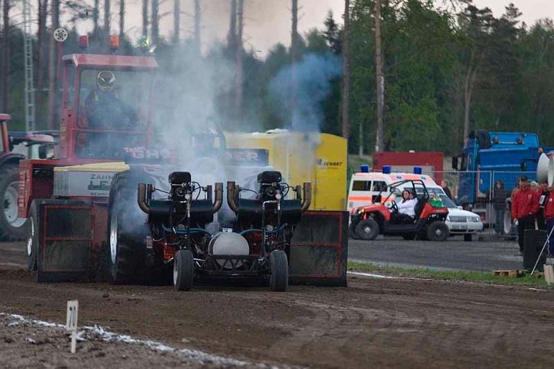 _DSC2014.jpg - Första tävlingen på Nya Motorstadion i Lidköping 2008-05-23